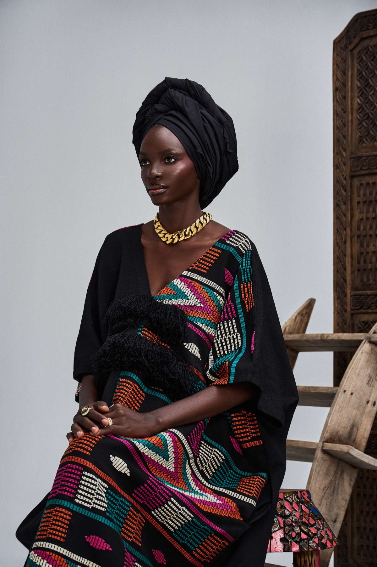Aku Kaftan in Black - Hertunba
