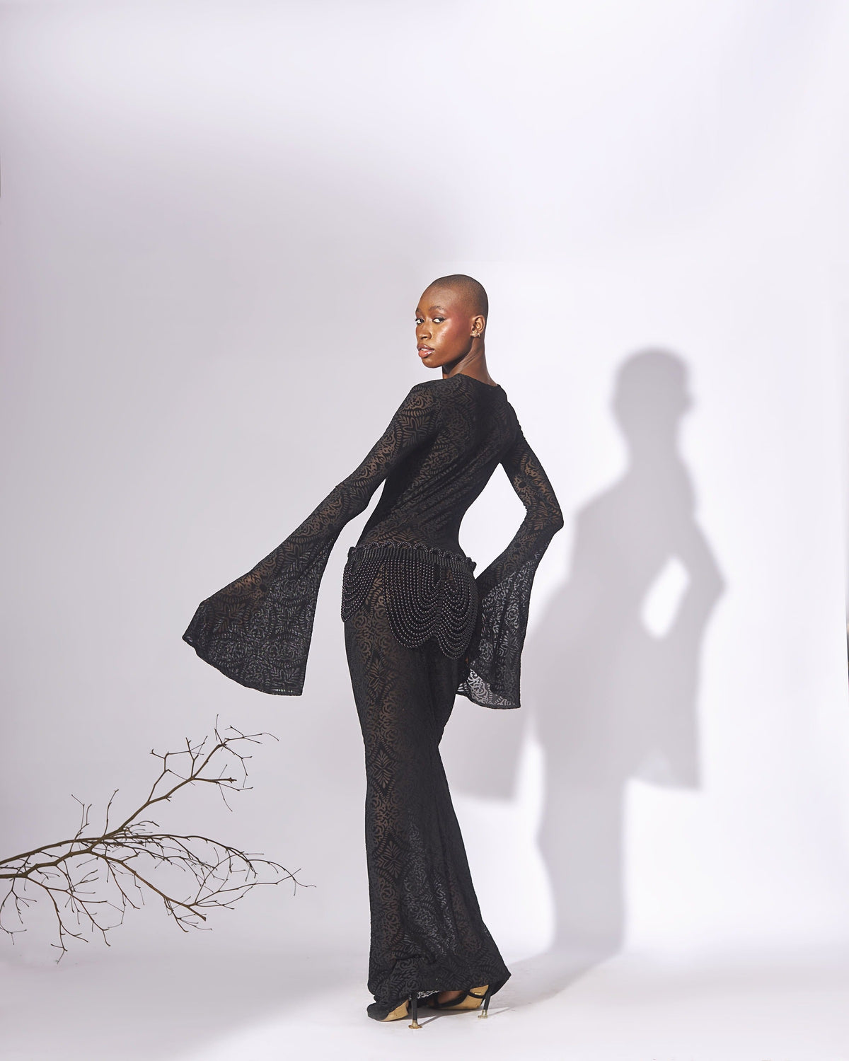 Uyi Velvet Waist Bead Dress - Hertunba
